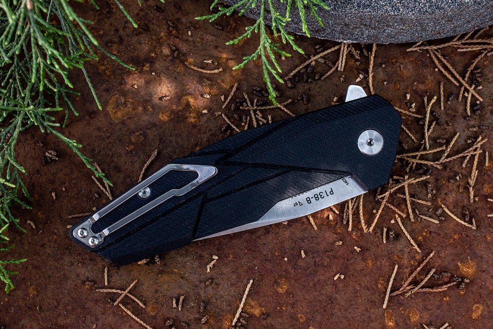 картинка Нож Ruike P138-B черный