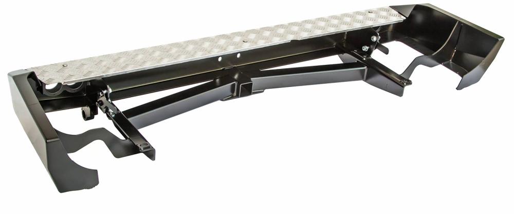 картинка Бампер задний РИФ с квадратом под фаркоп и фонарями TLC 80