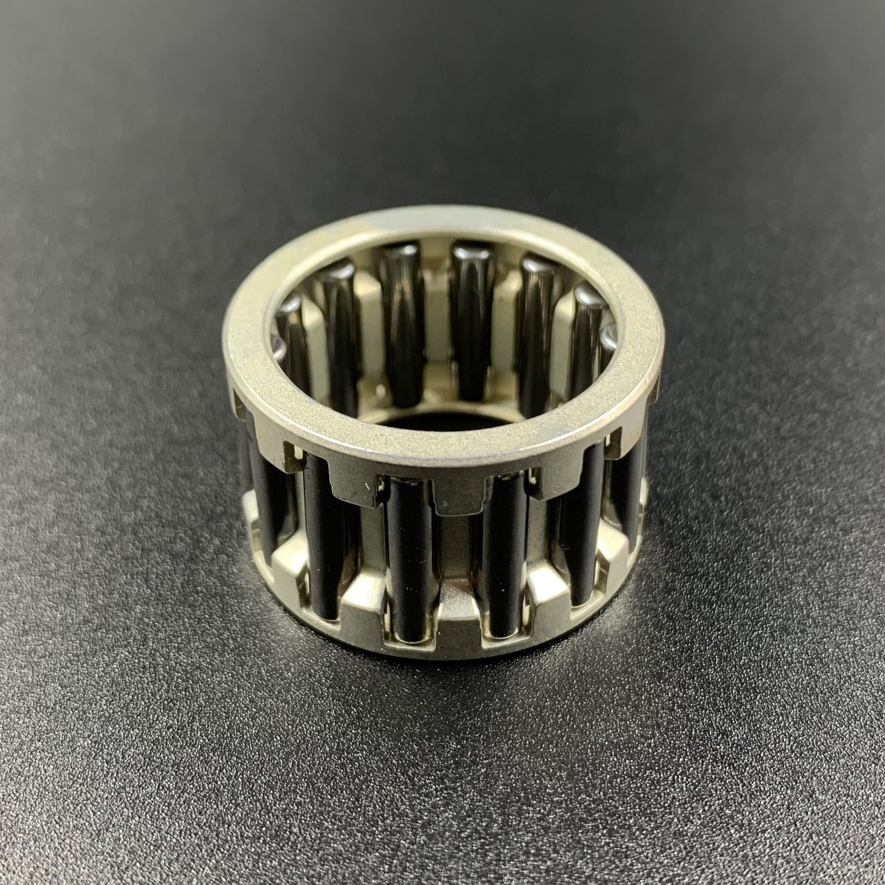 картинка Подшипник шатунный Yamaha 20-25, 40-50 (3цилиндра) (22x29x18) (Sinera)
