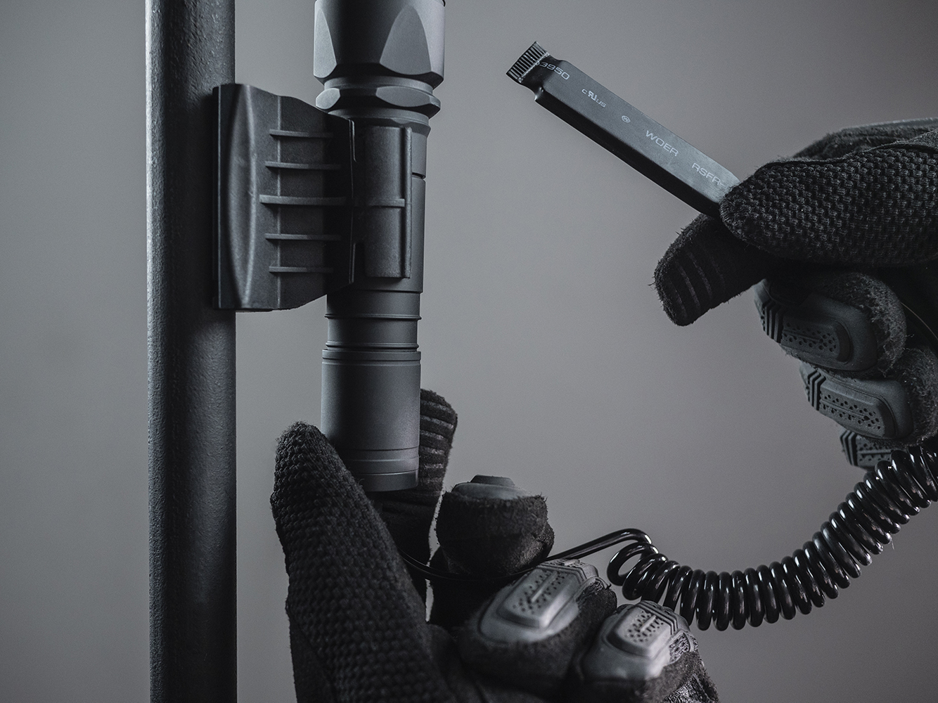 картинка Фонарь Armytek Dobermann Extended Set Warm