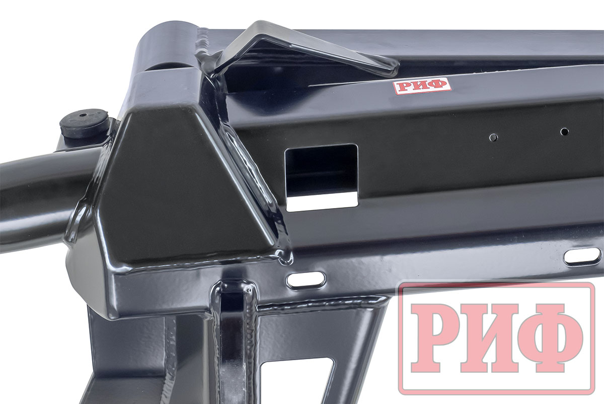 картинка Бампер задний РИФ Toyota Land Cruiser Prado 150 c квадратом под фаркоп и калиткой