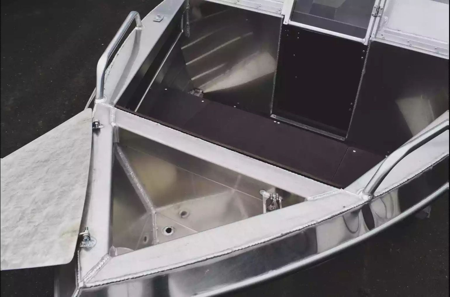 картинка Моторная лодка, Neman 400 DC