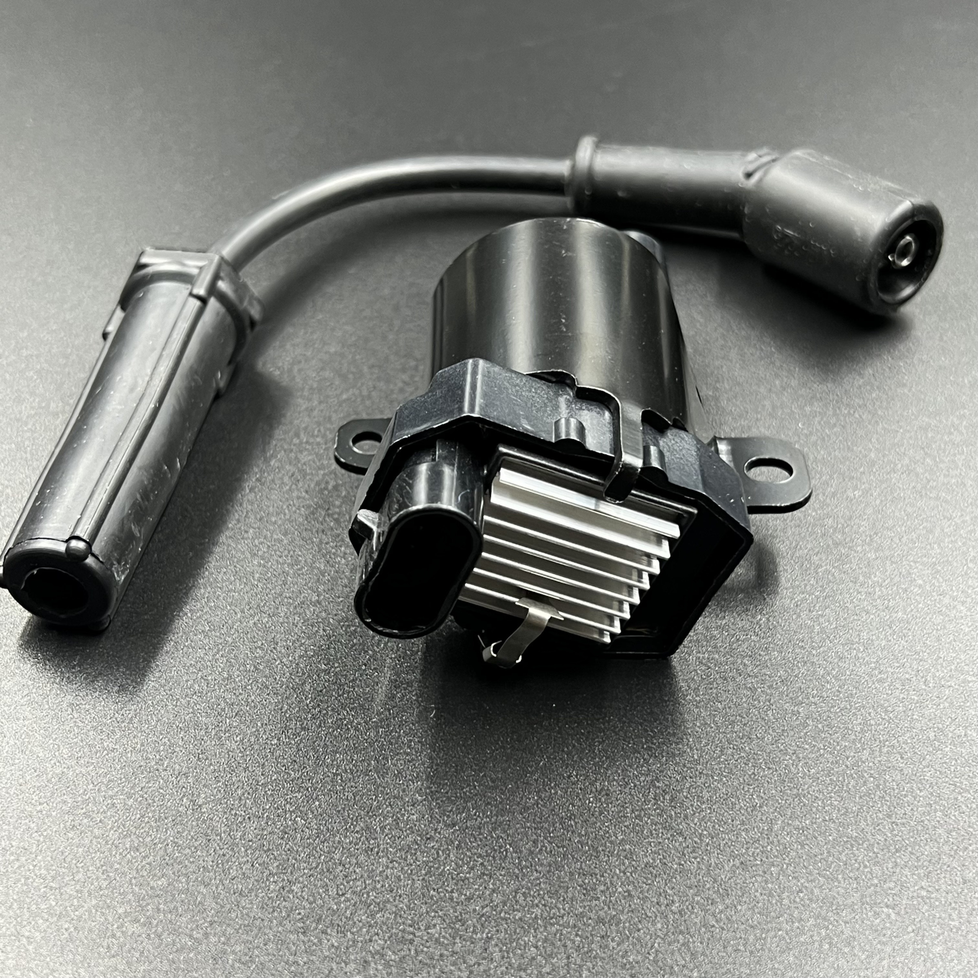 картинка Катушка зажигания Mercury 30-60 4 такт. EFI (Kacawa)