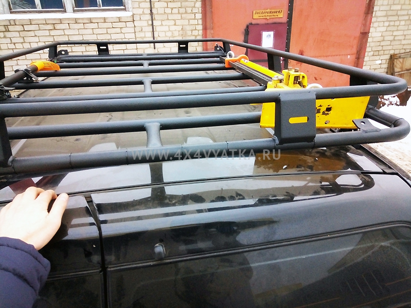 картинка Багажник на Toyota Land Cruiser 100/105