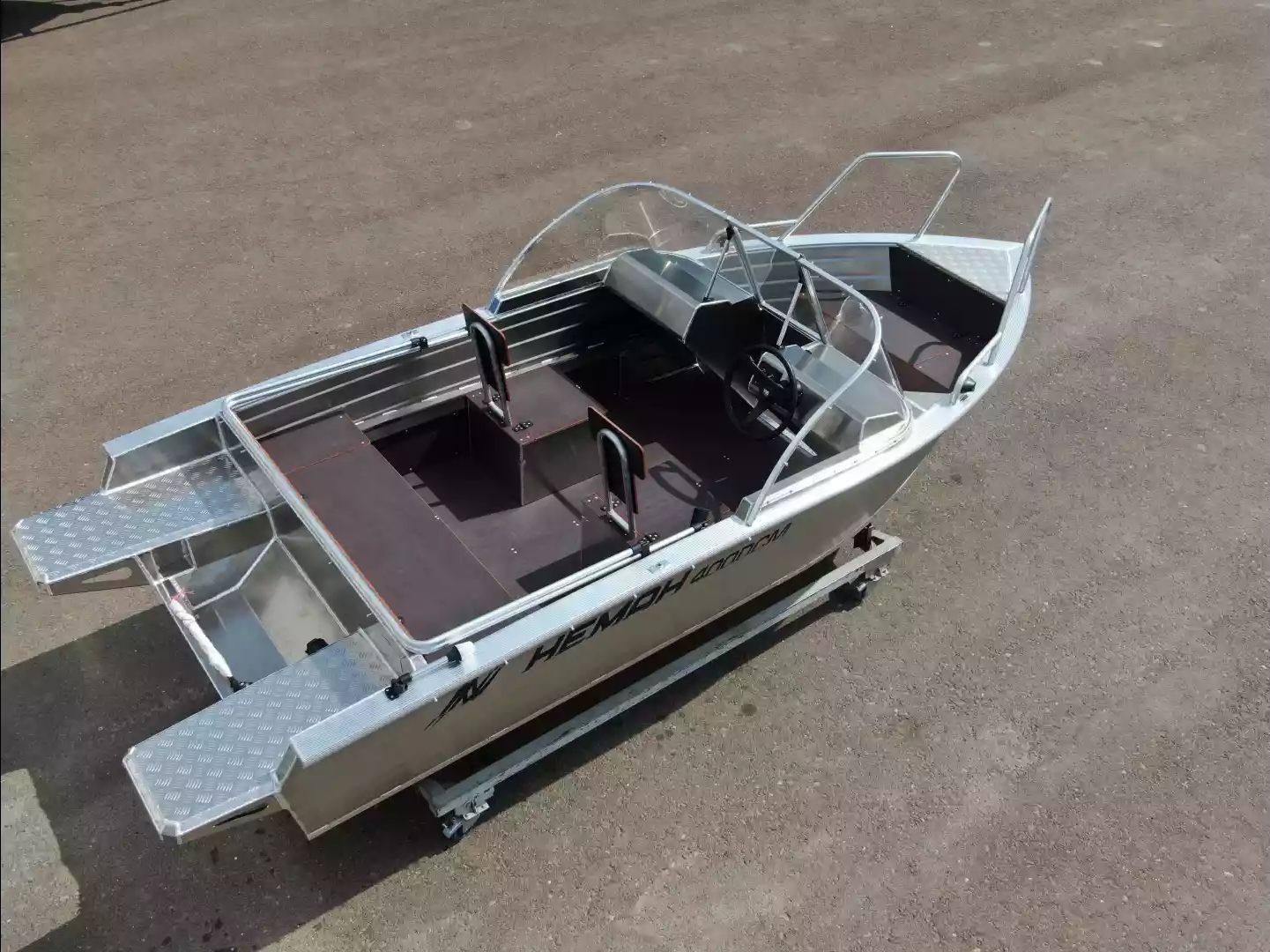 картинка Моторная лодка, Neman 400 DCM NEW