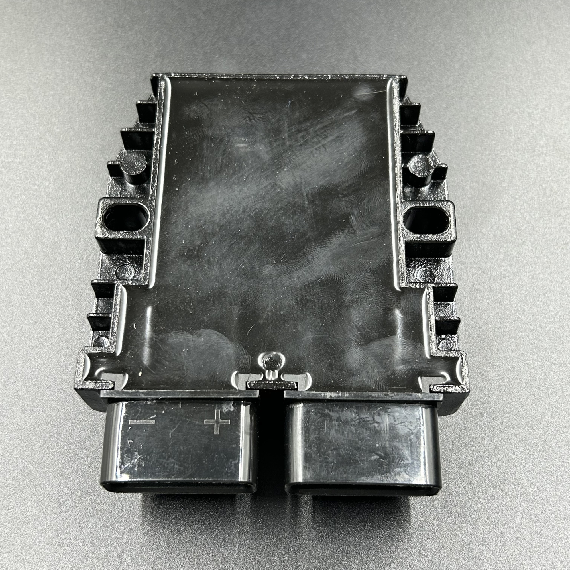 картинка Регулятор напряжения CFM 500/600/800 (ZIBO)