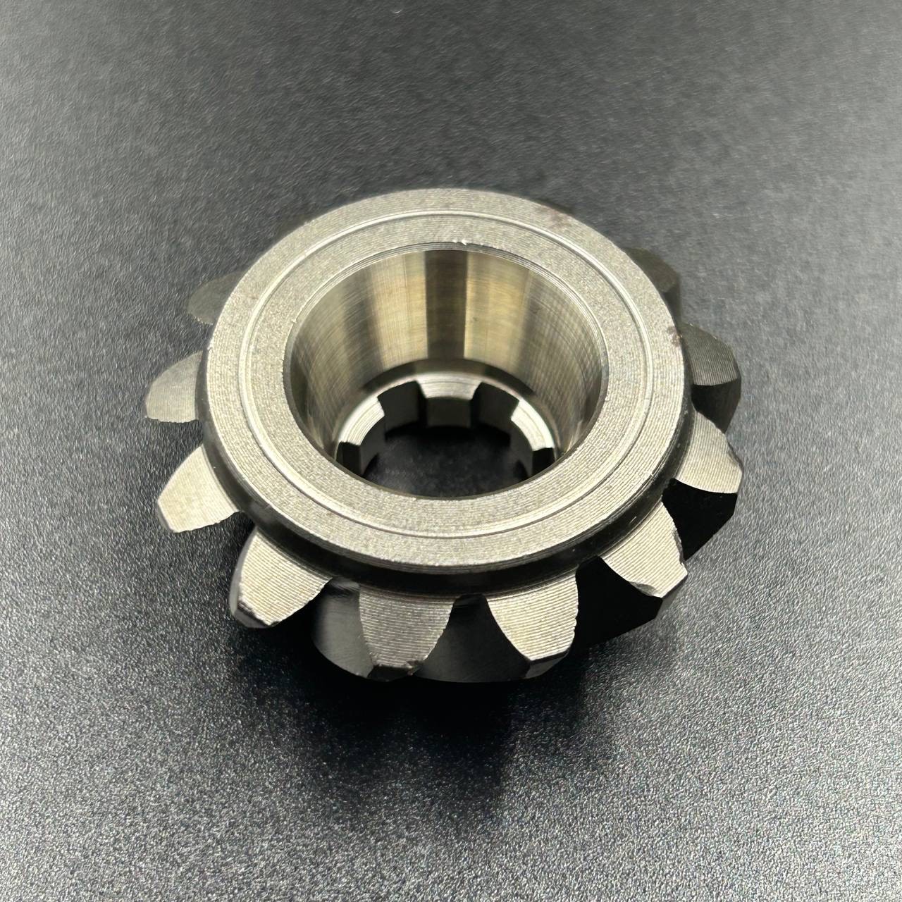 Шестерня вертикального вала (Пиньон) Yamaha 40Q (679-45551-00) (Osaka)
