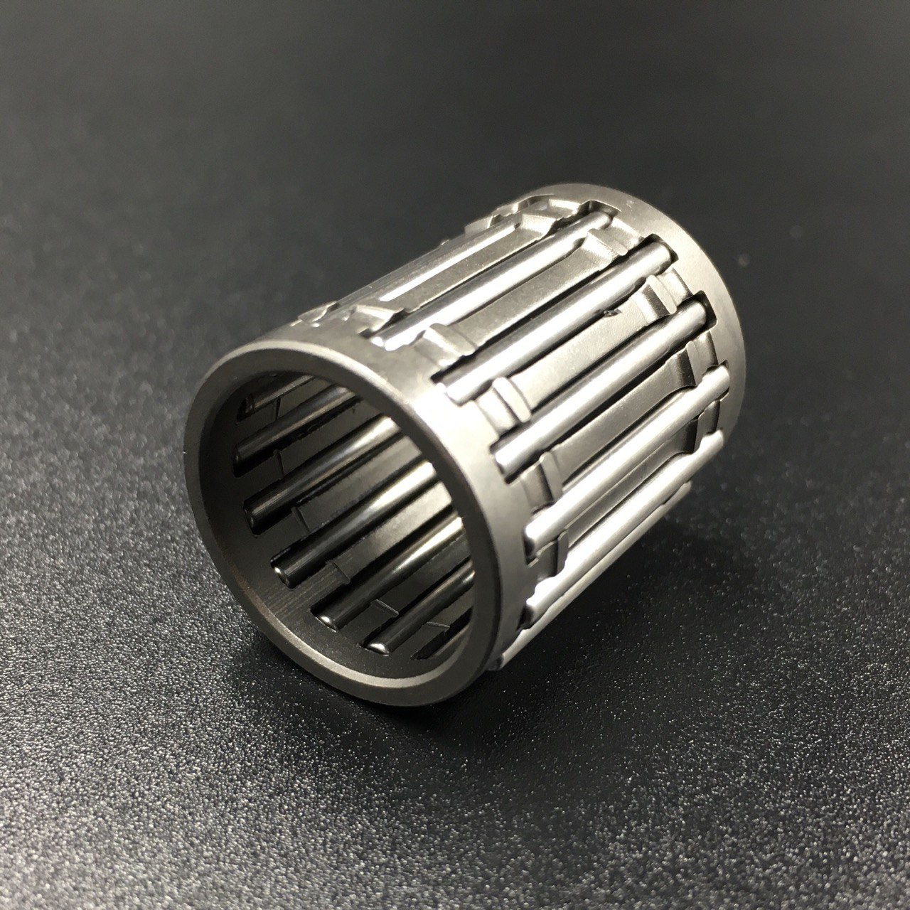 картинка Подшипник поршневой Tohatsu 30-50 (17x21x27) (Omax)