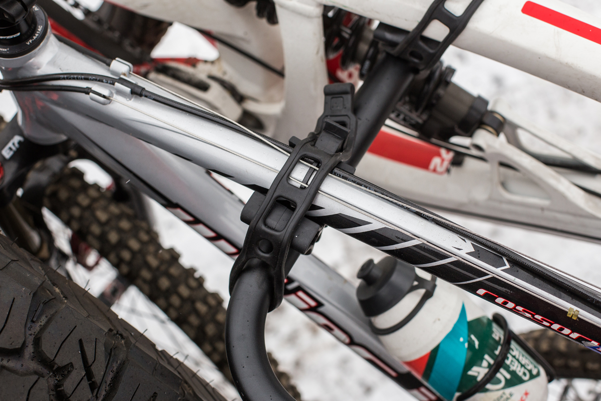 картинка Велобагажник РИФ в квадрат для фаркопа на 3 велосипеда