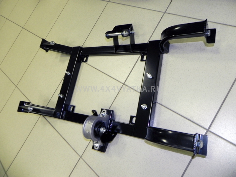 картинка Подрамник раздаточной коробки передач 21214-31 Нива без защиты