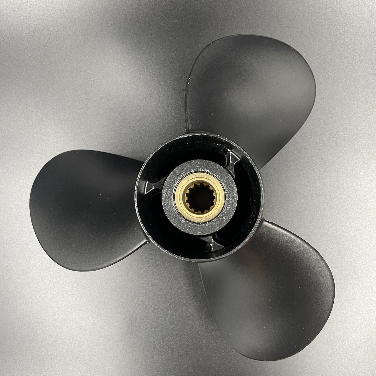 картинка Гребной винт Mercury 25-70 (3x10x17)