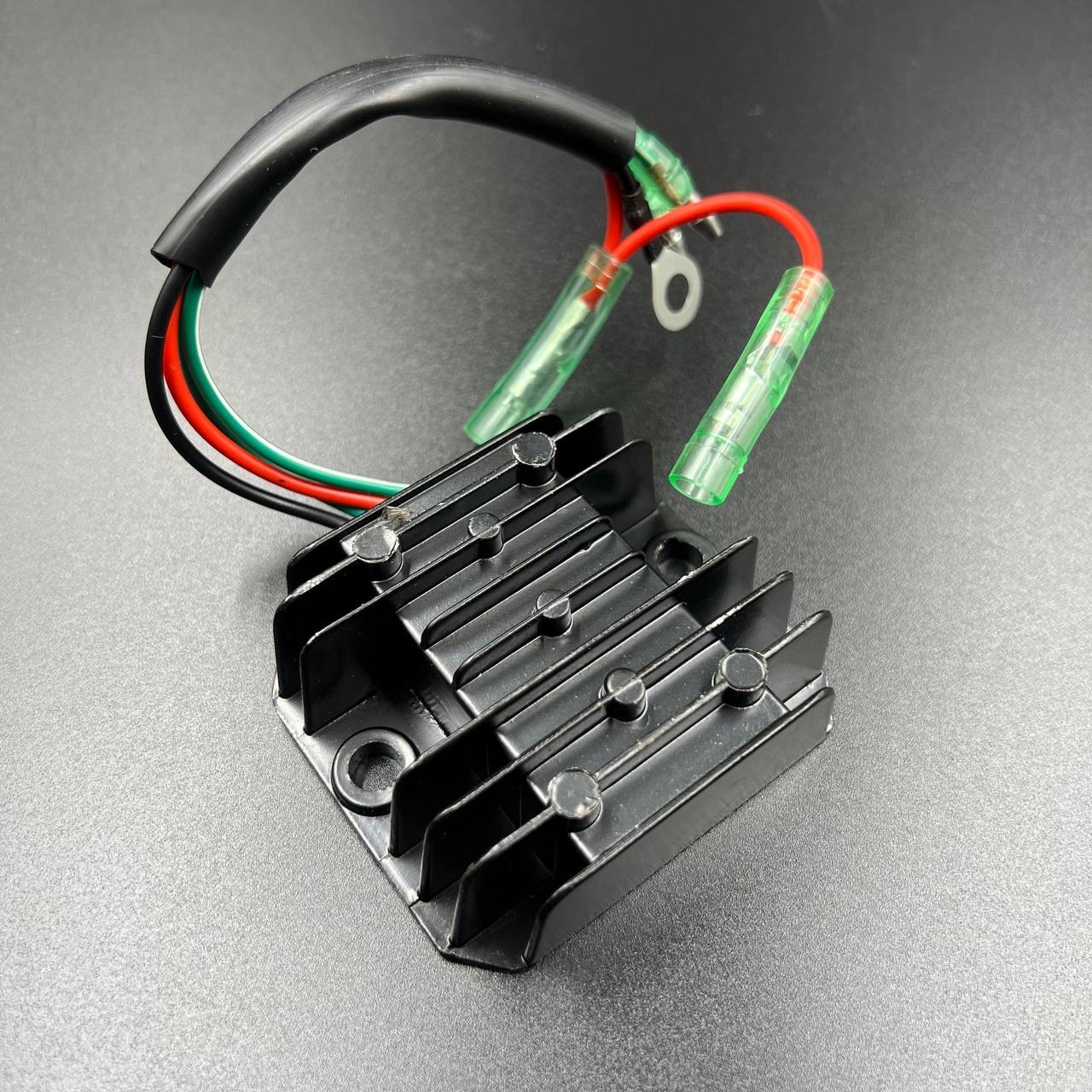 картинка Регулятор напряжения Yamaha F8-15 (KACAWA)