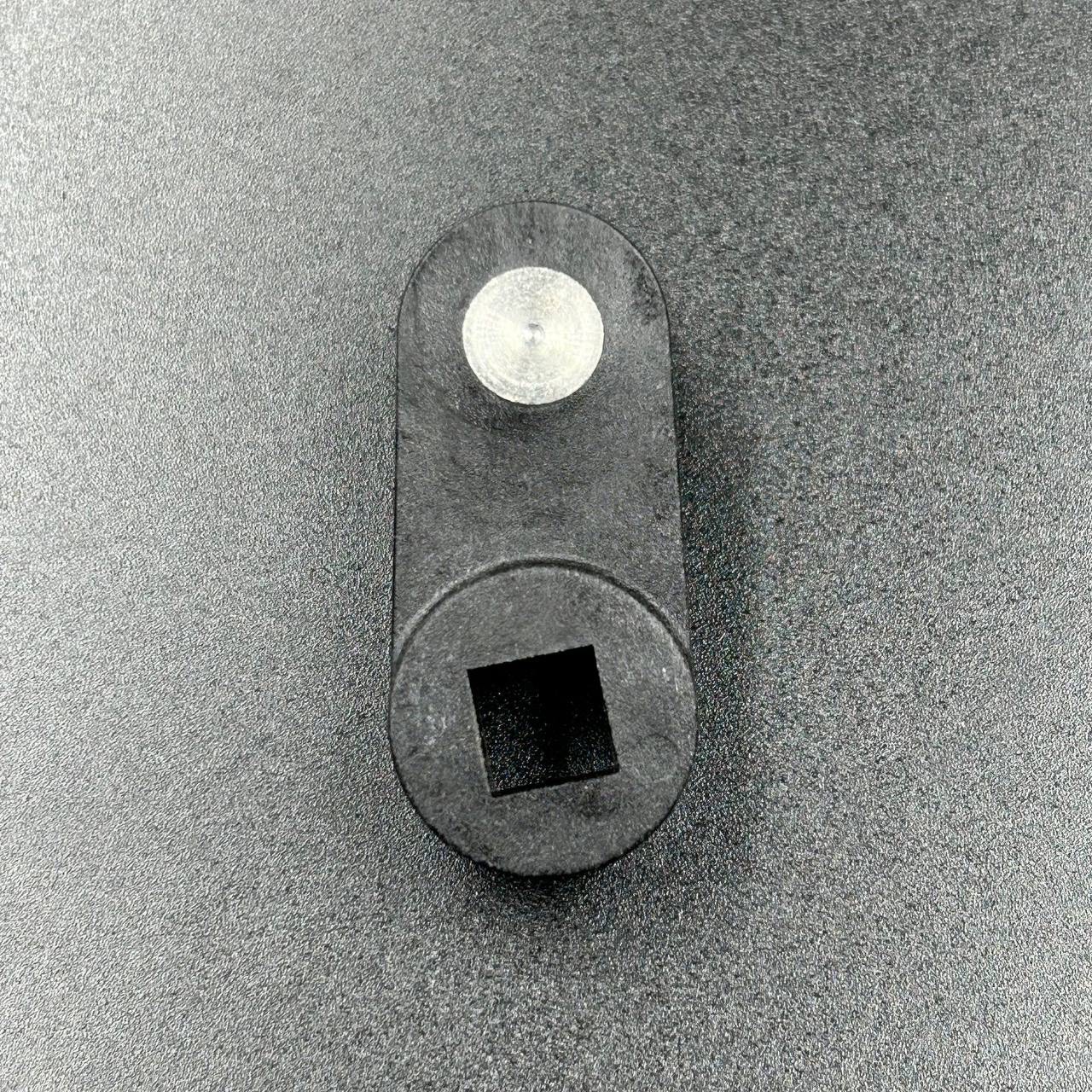 картинка Рычаг оси включения хода Yamaha F9.9-40 (Yamaha)