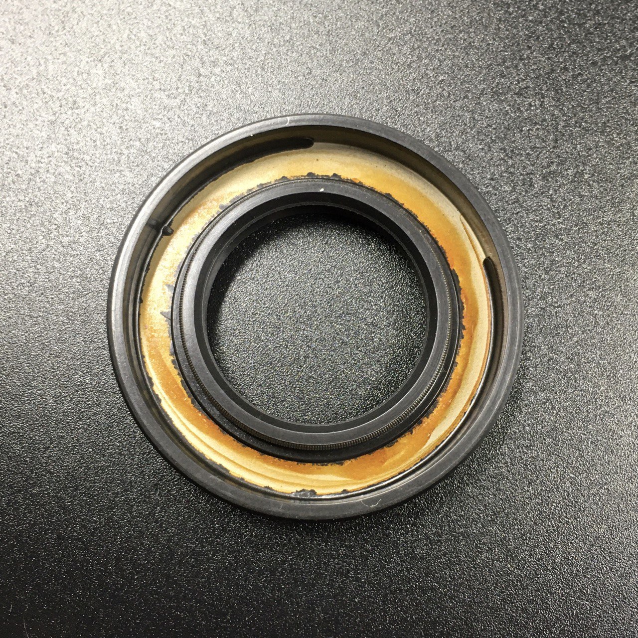 картинка Сальник Yamaha (93102-25M52; F15-01.02.00.07) (25x44x7) (Yamaha)