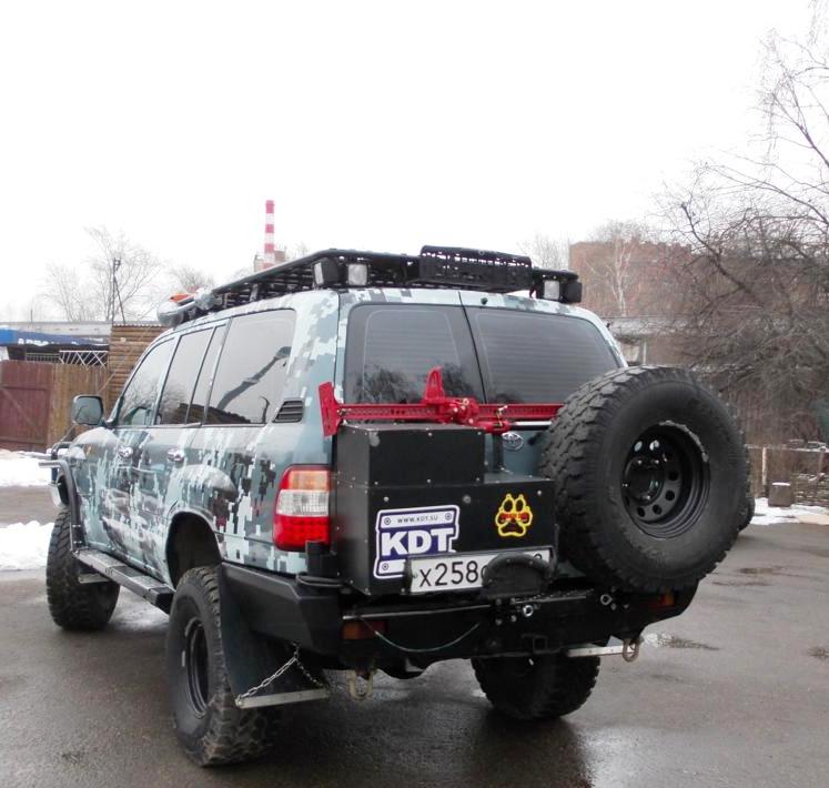 картинка Калитка крепления запасного колеса Toyota Land Cruiser 105