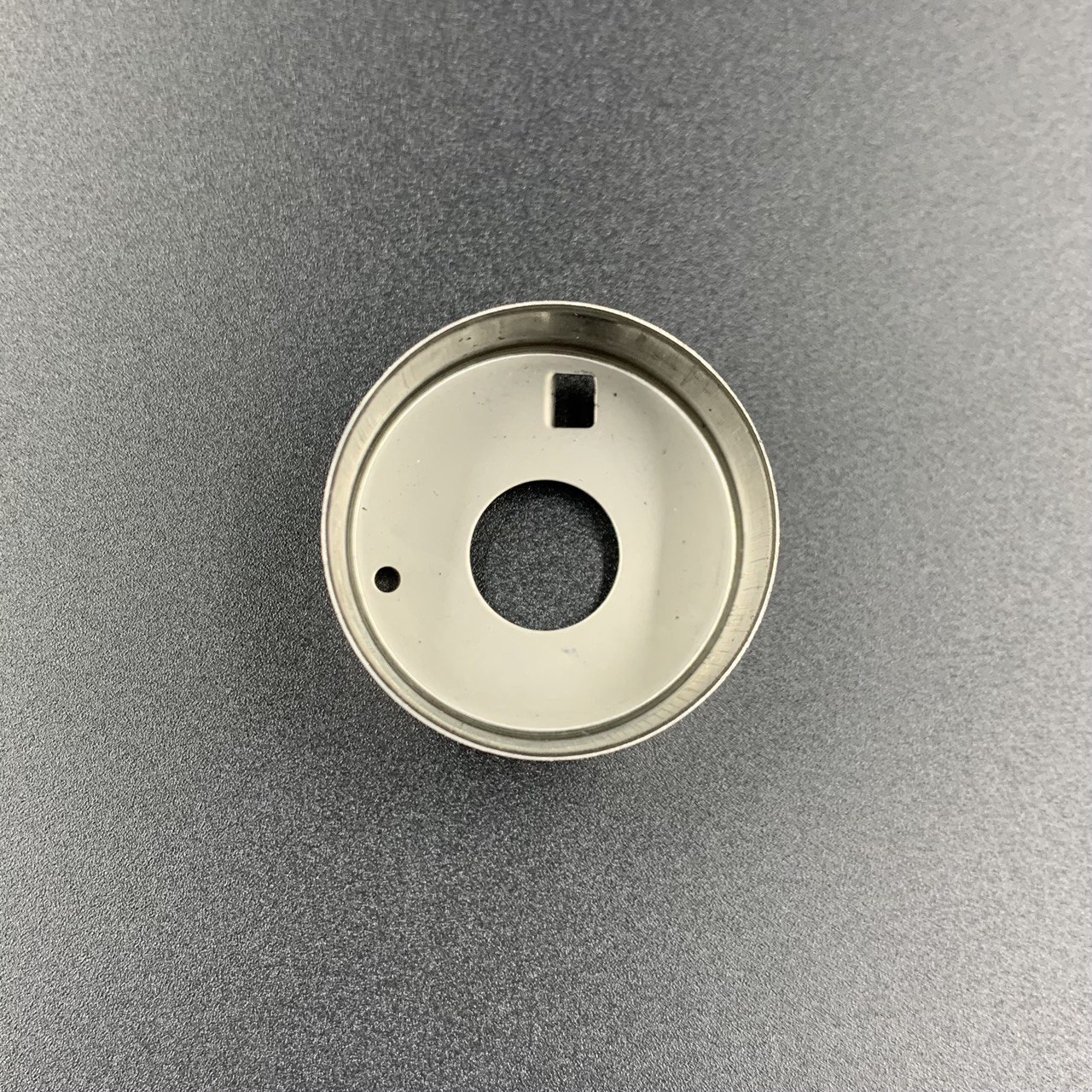 картинка Стакан помпы охлаждения Tohatsu 3.5 (Omax)