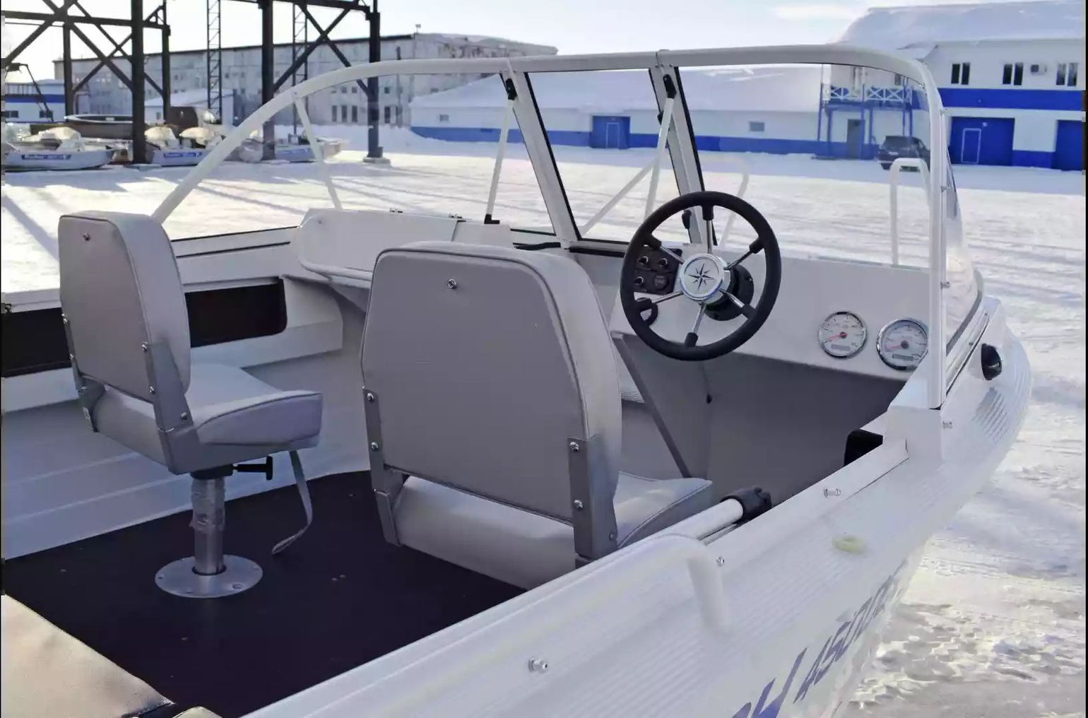 Моторная лодка, Neman 450 DC NEW, серый/св. сер