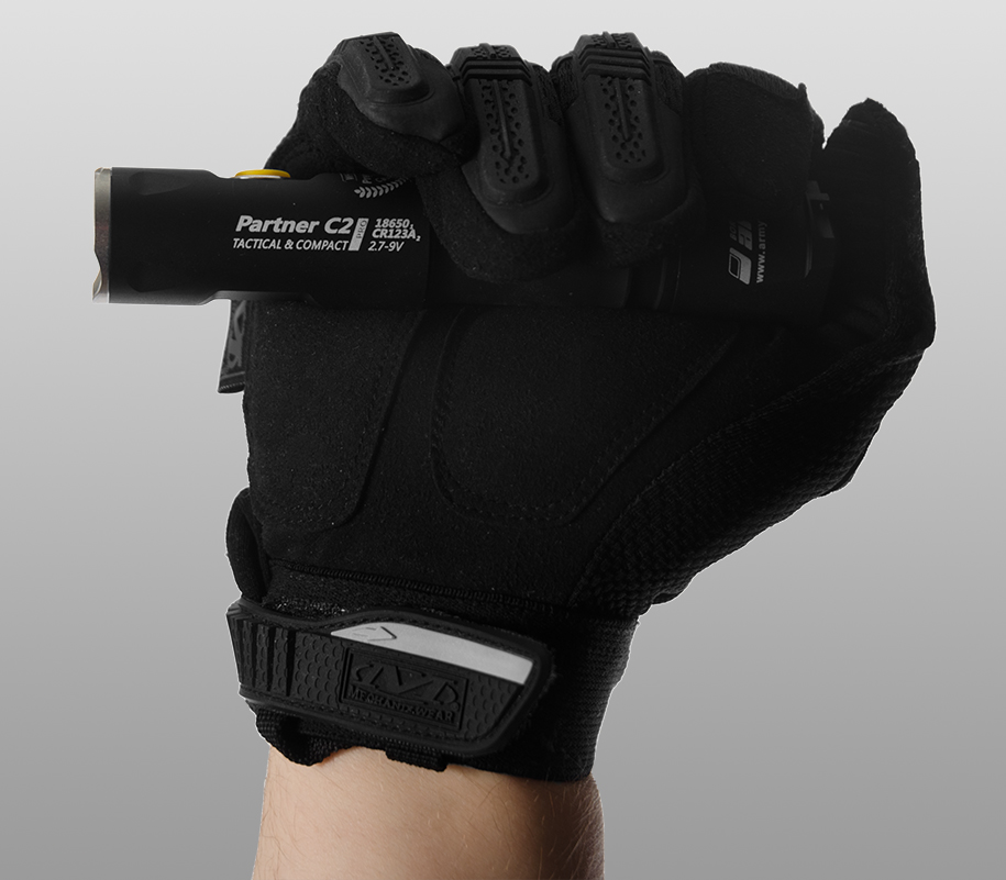 картинка Фонарь ARMYTEK Partner C2 Pro XHP35 БЕЛЫЙ