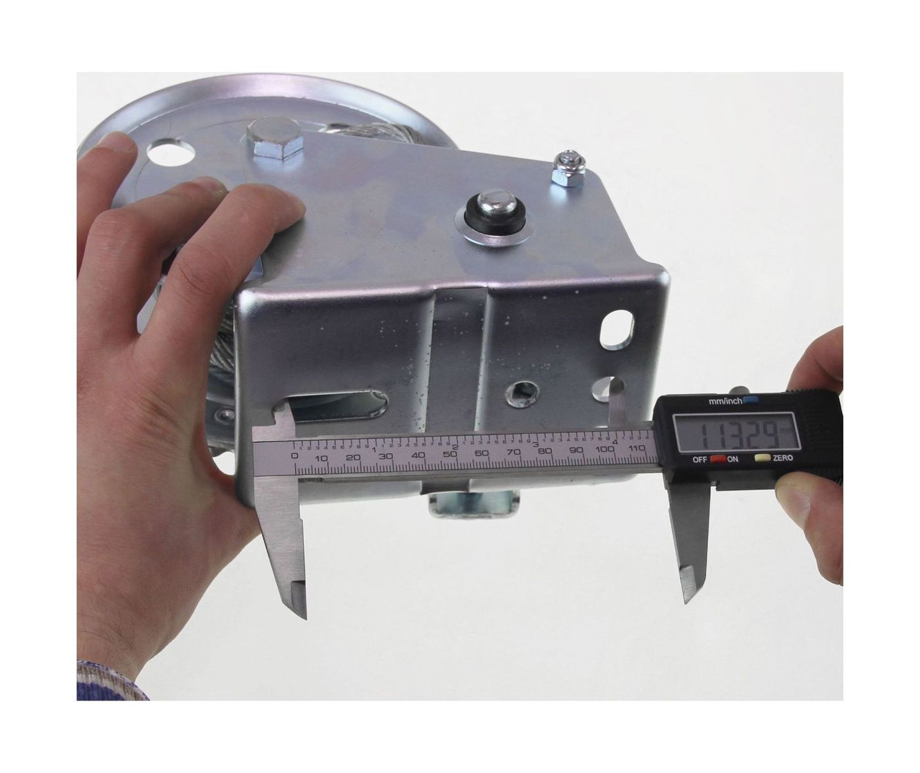 картинка Лебедка для прицепа 1000 lbs (455 кг)