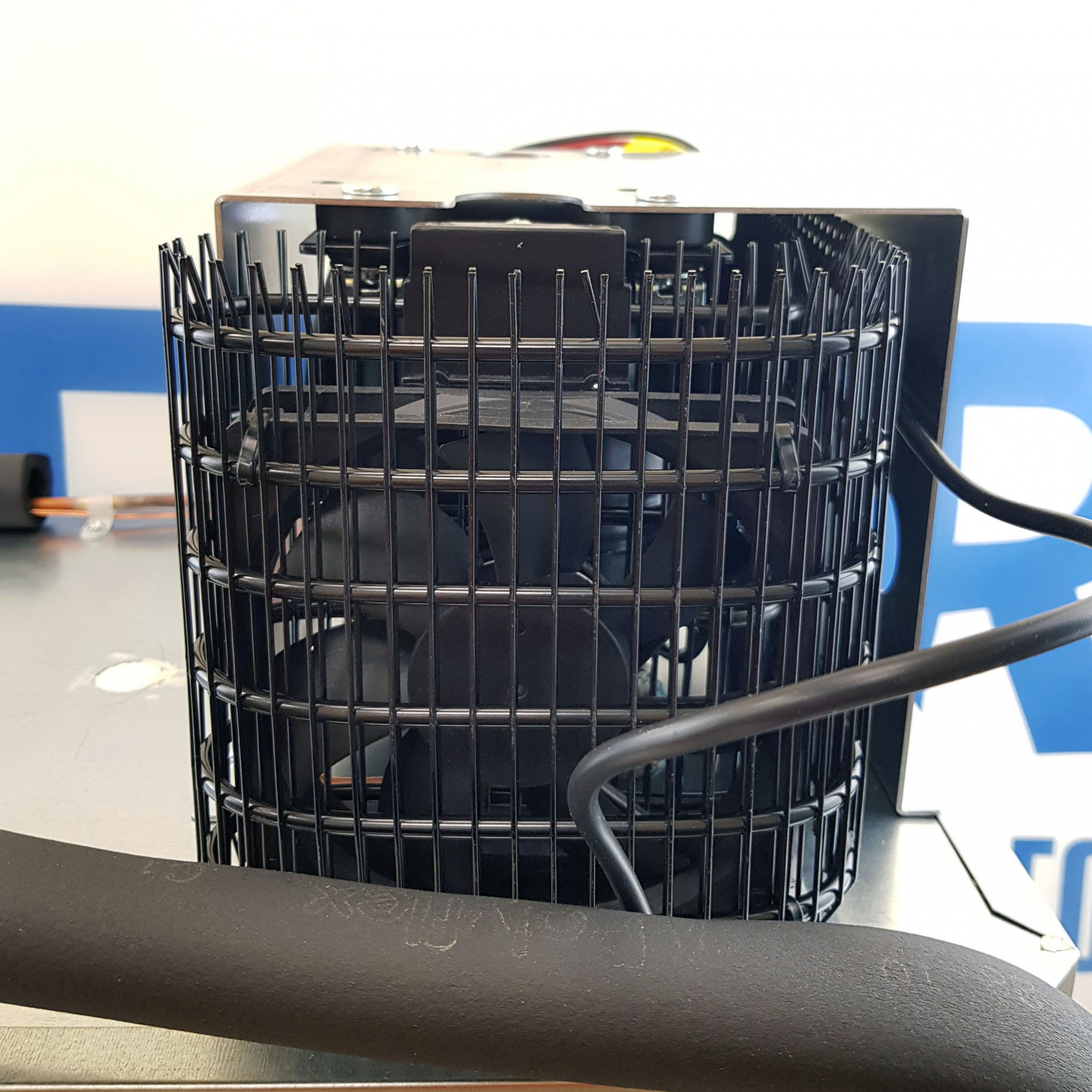 картинка Автохолодильник BUILD-IN BOX 41L/V REFR.