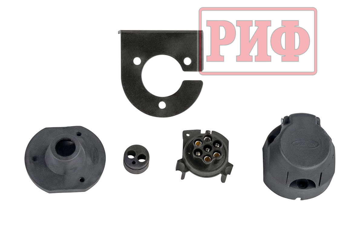 картинка Бампер задний РИФ Toyota Land Cruiser 76 2007+ с квадратом под фаркоп и фонарями