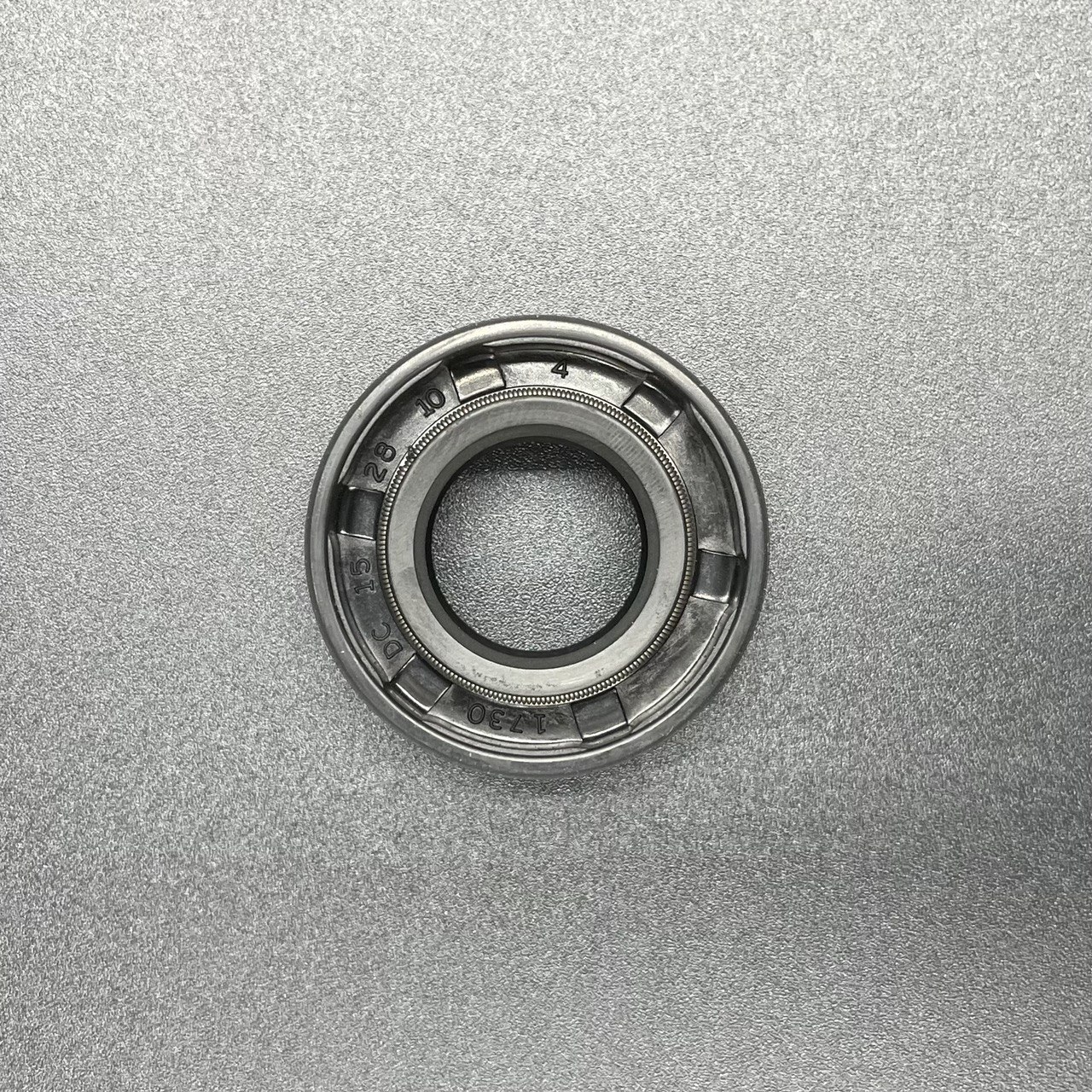 картинка Сальник Tohatsu (369-60111-0) (15x28x10) (Osaka)