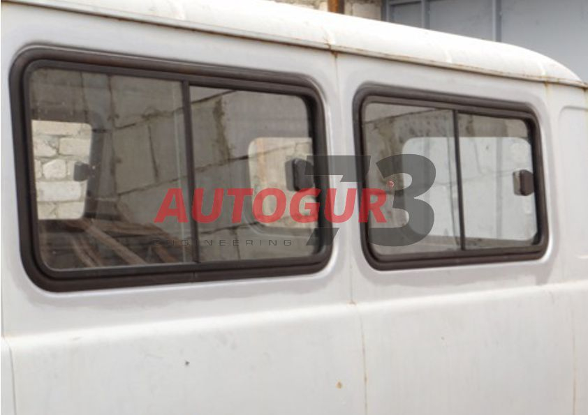 картинка Окно раздвижное (форточка) УАЗ 452 салона левое