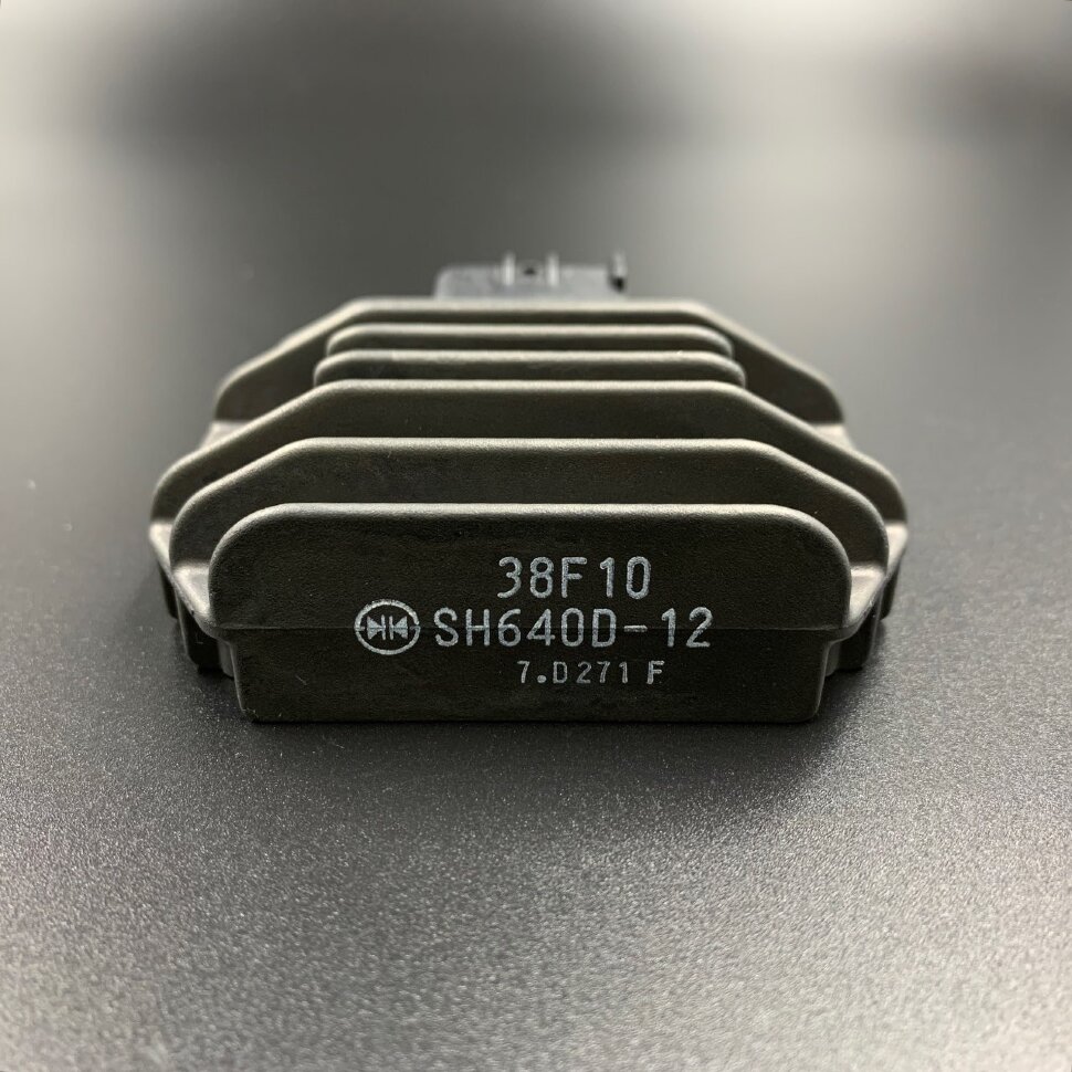 картинка Выпрямитель тока Suzuki DF40-50 (Suzuki)