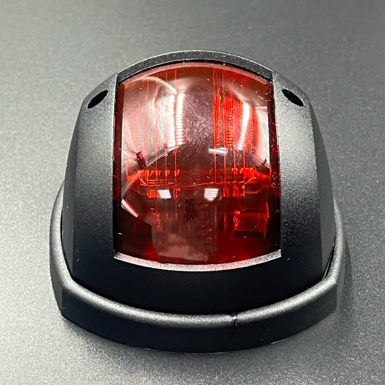 картинка Огонь ходовой (красный)(12V/10W)(99x87мм) (Sunfine)