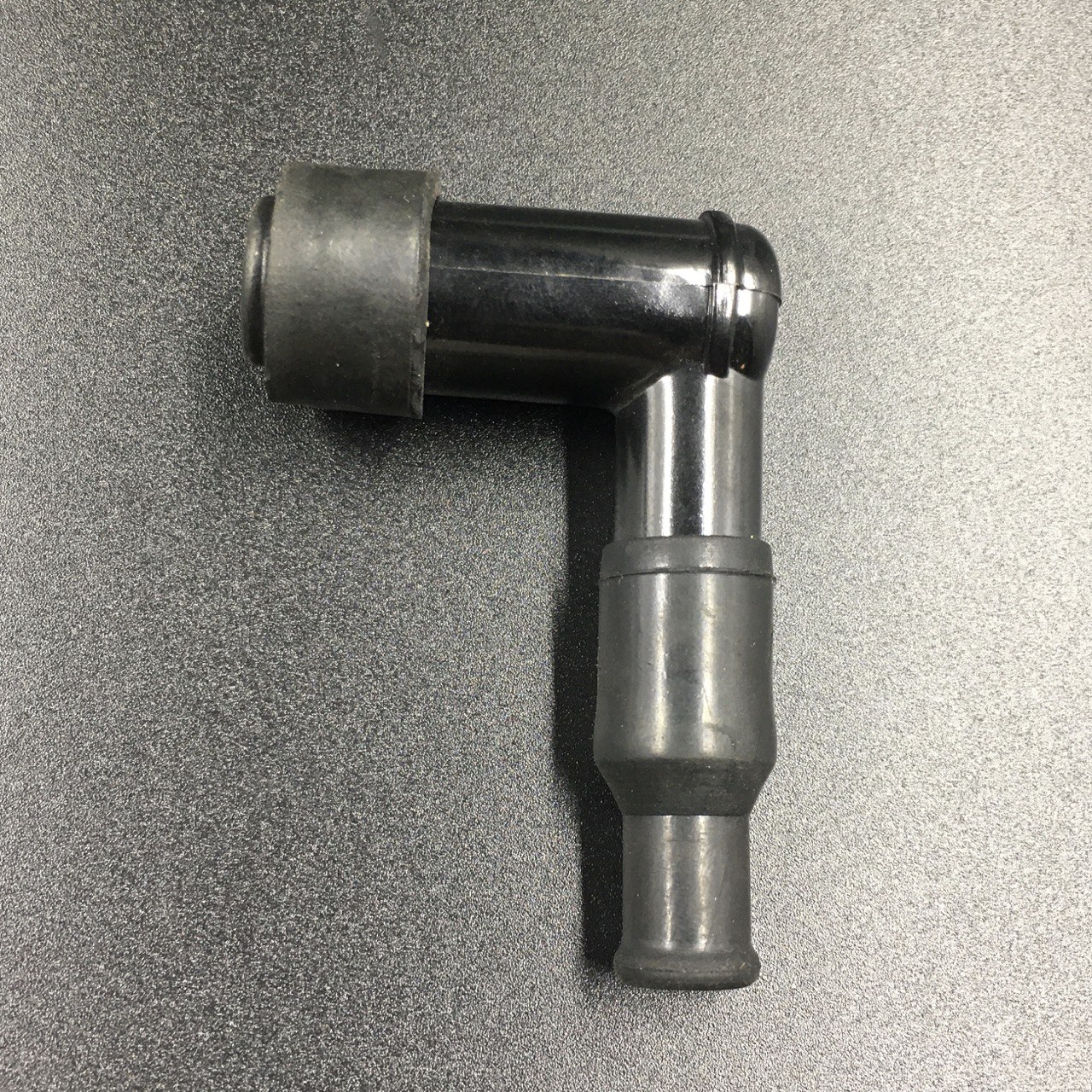 картинка Свечной колпачок Tohatsu 2-120 (PREMARINE)