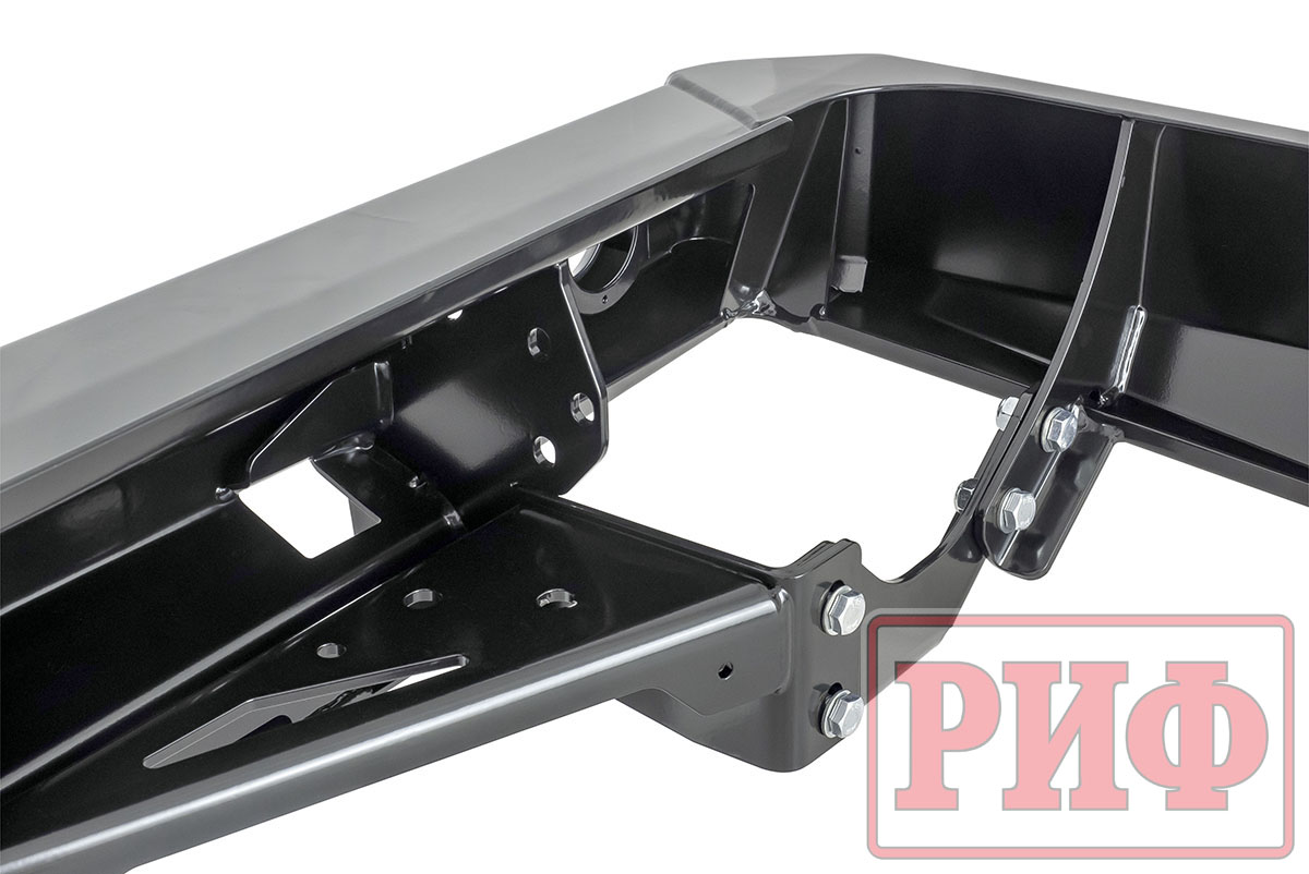 картинка Бампер задний РИФ Toyota Land Cruiser 76 2007+ с квадратом под фаркоп и фонарями