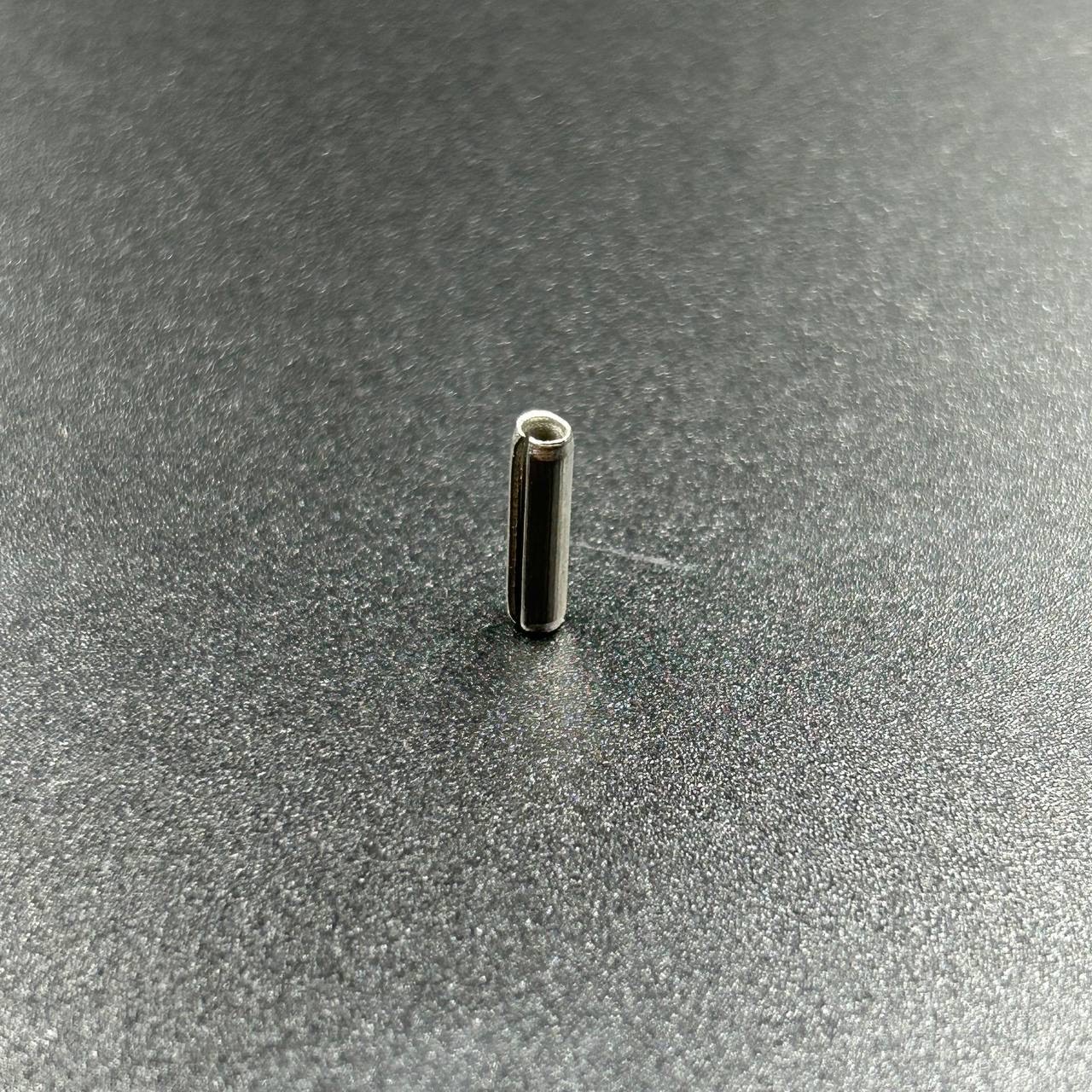 картинка Штифт фиксатора угла наклона Yamaha