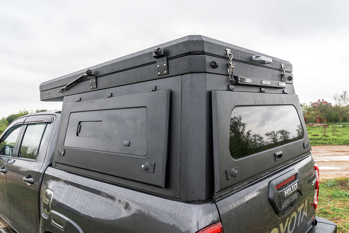 Кунг алюминиевый Toyota Hilux 2015+ с интегрированной палаткой PINGWEI