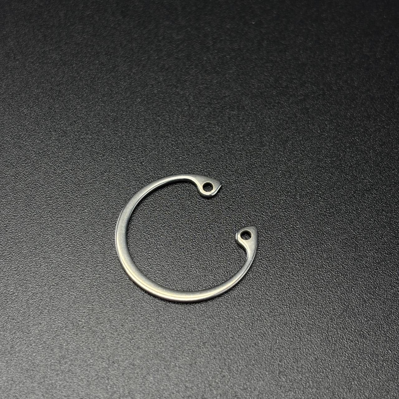 картинка Кольцо стопорное стальное диам. 24 мм RING-RETAINING (Quicksilver)
