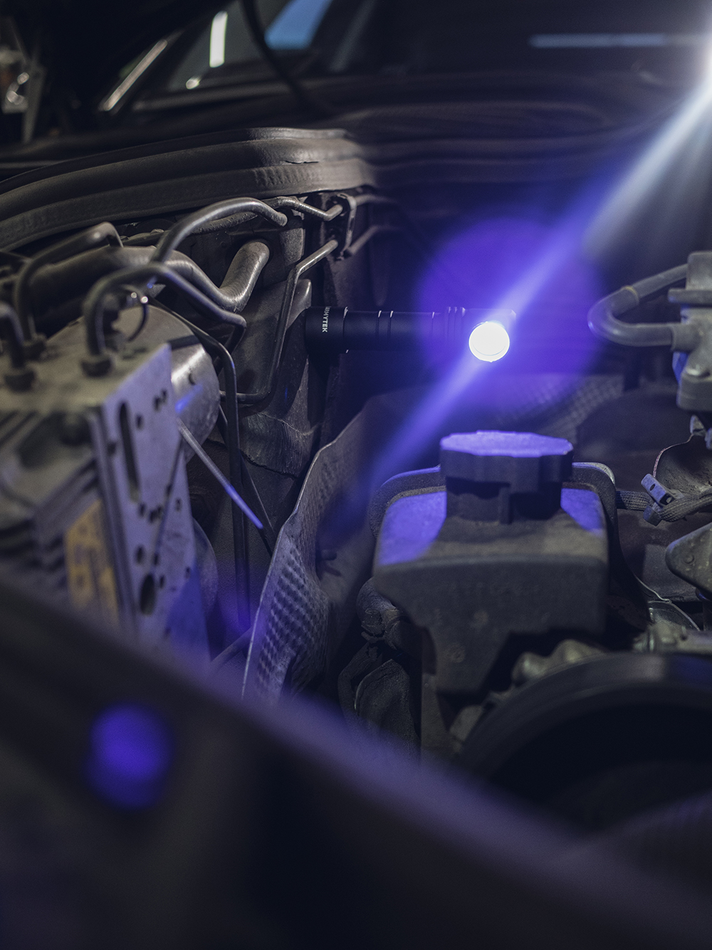 картинка Фонарь Armytek Wizard C2 WUV 