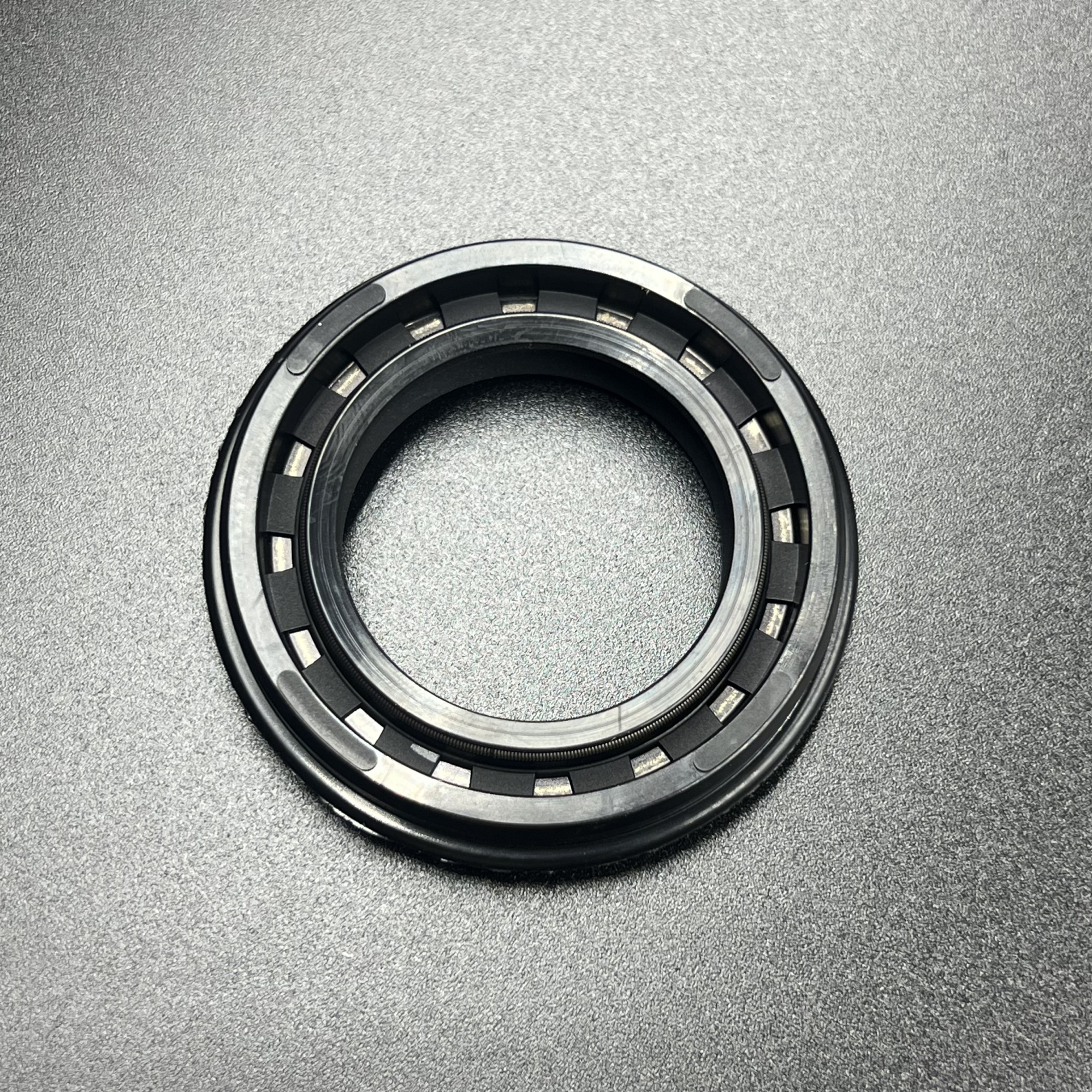 Сальник Yamaha (93103-32156) (32x48/50x10) (Yamaha)