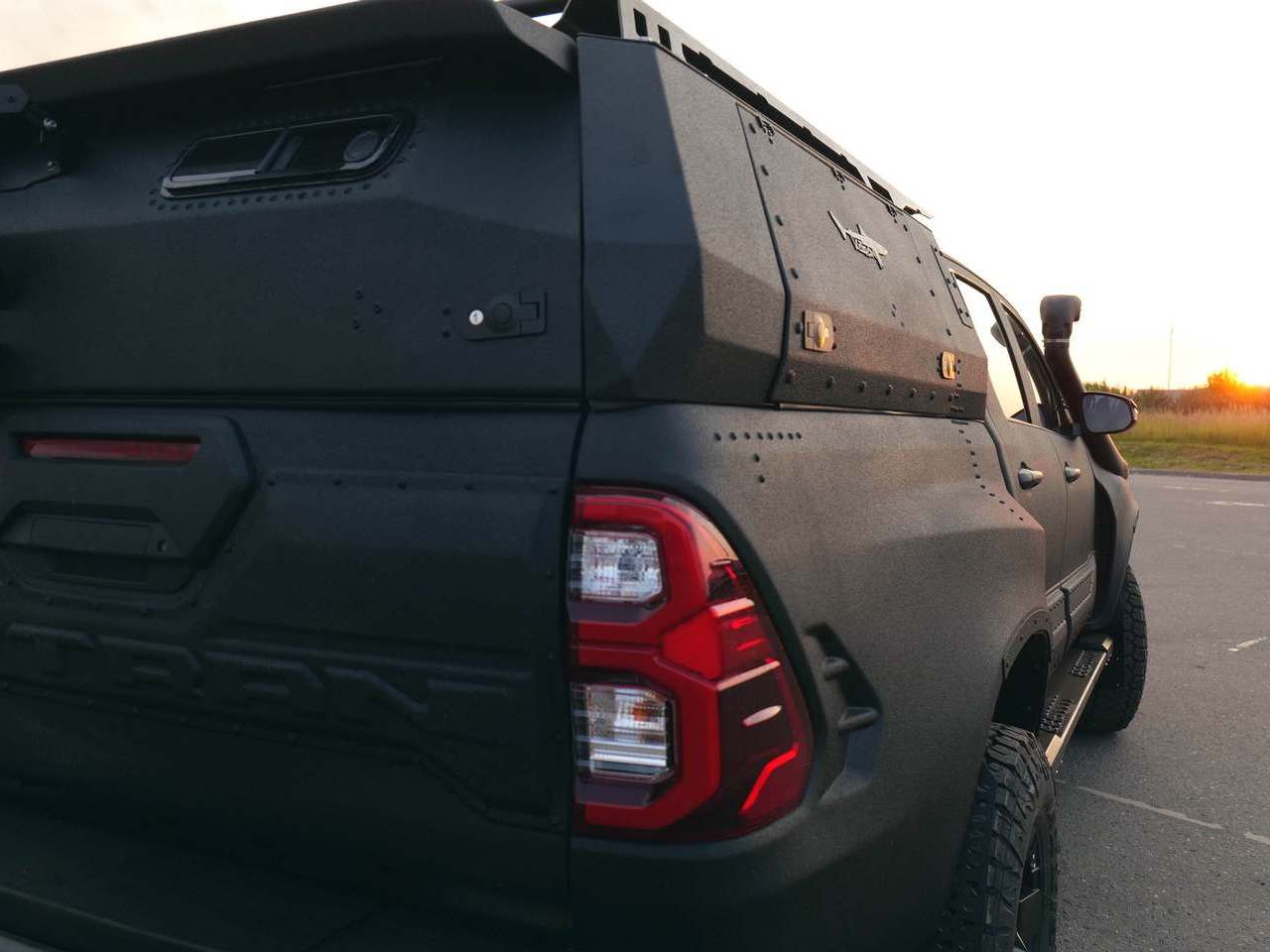 картинка Кунг алюминиевый для Toyota Hilux (VIII поколение) 3 двери — KDT 15281L