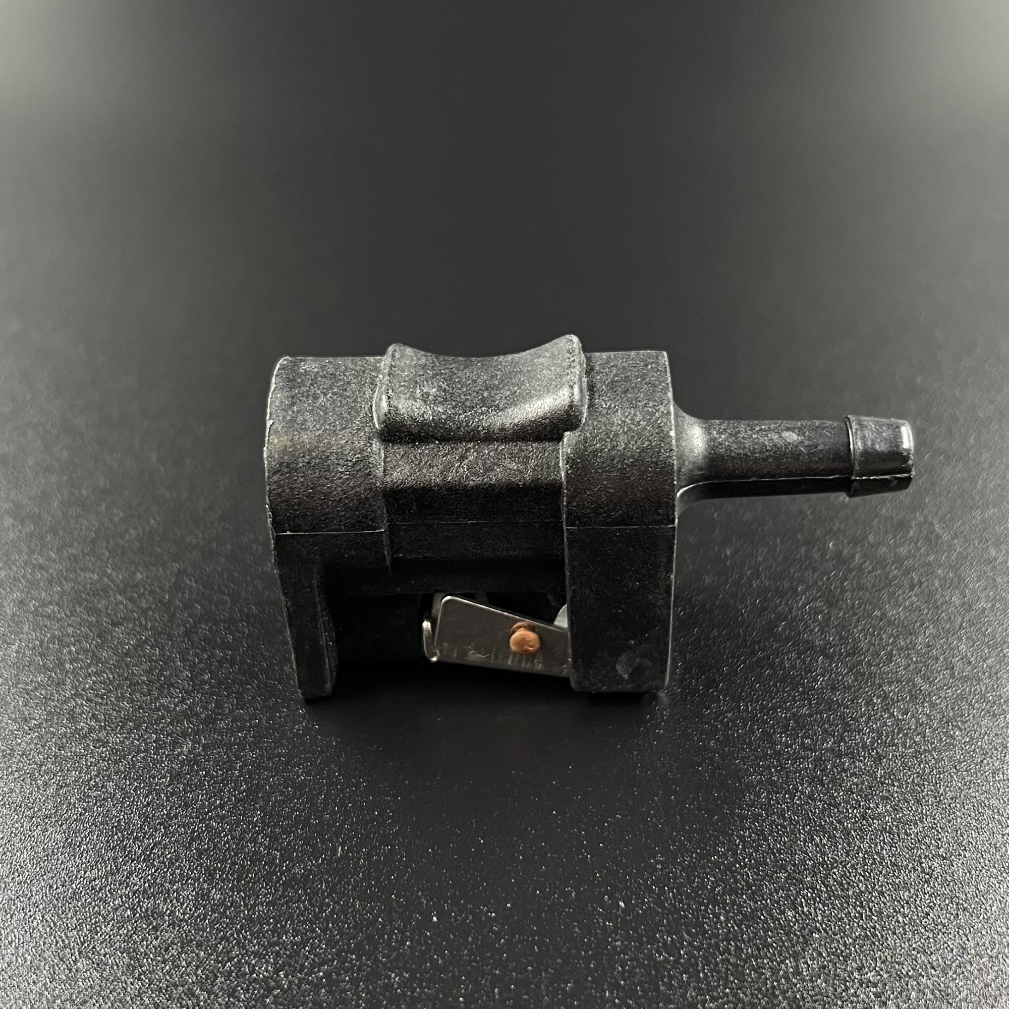 картинка Коннектор топливный Yamaha 4-200, F4-50 (мама) (PREMARINE)