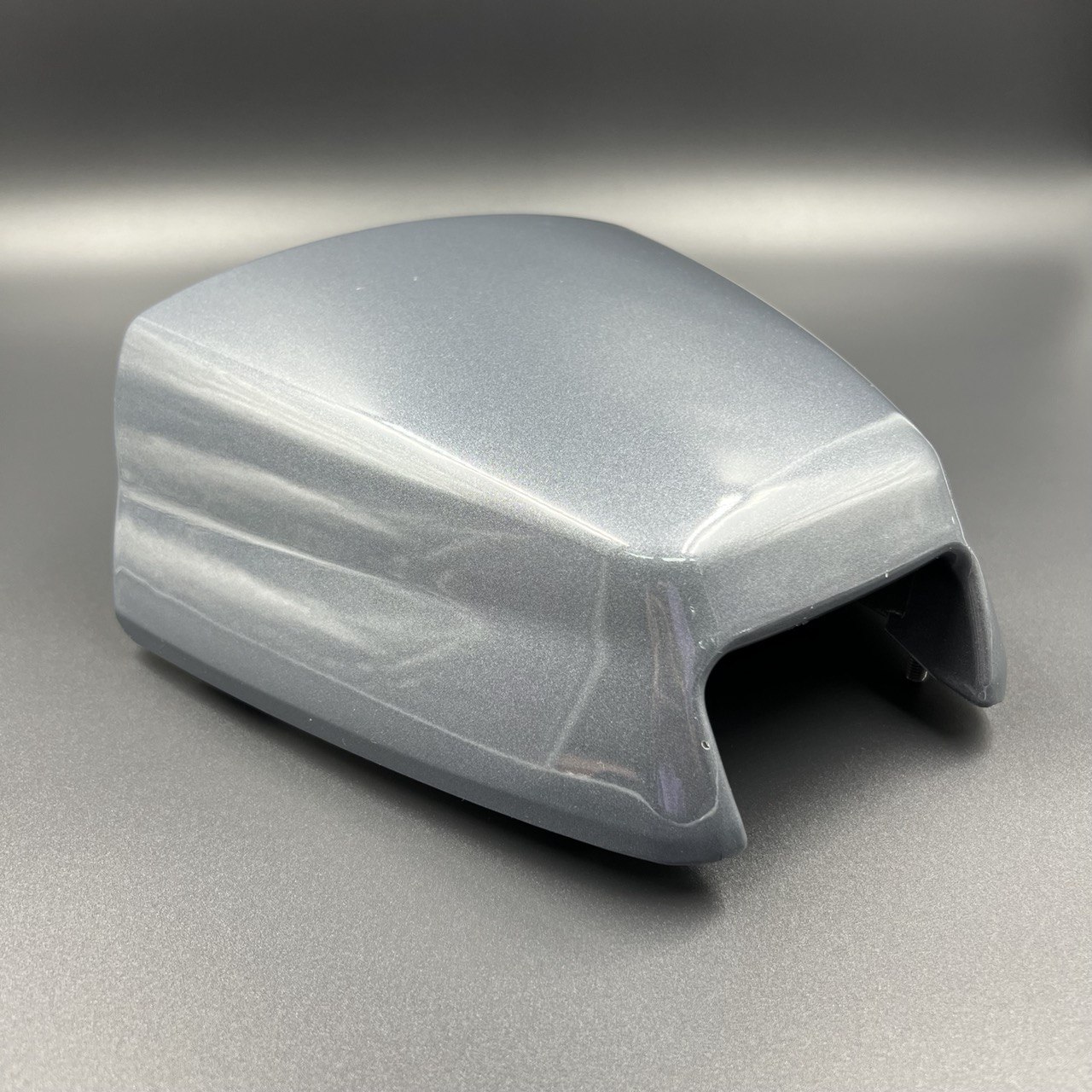 картинка Крышка капота Yamaha 25-30 (69P-42613-00-4D) (Yamaha)
