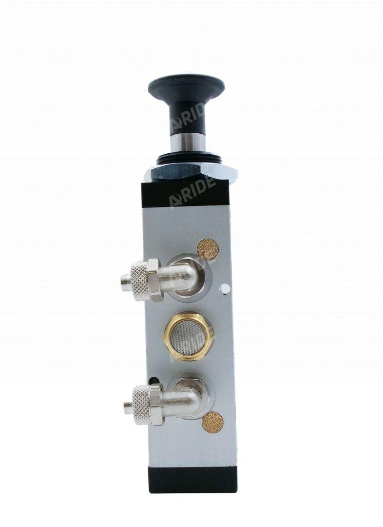 картинка Система управления механизмом подъема оси полуприцепа (Camozzi)