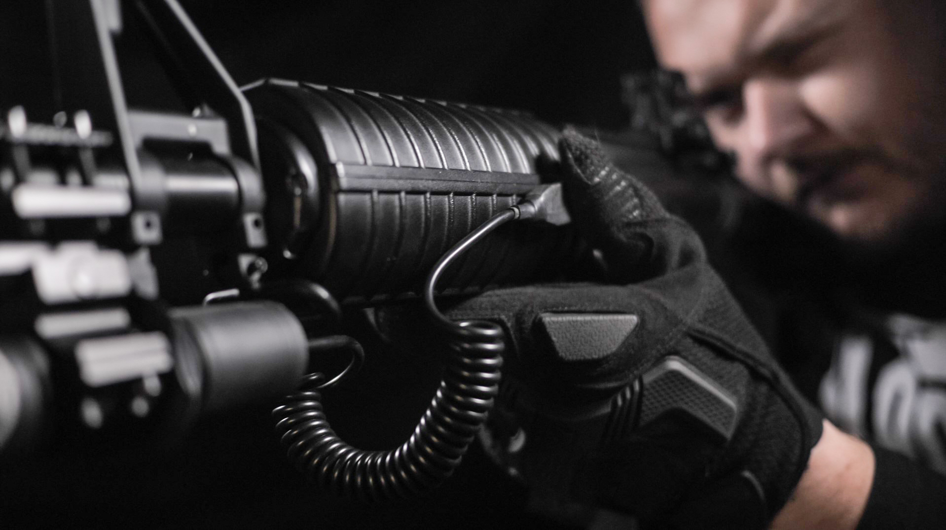 картинка Фонарь Armytek Predator Pro Hunting Kit