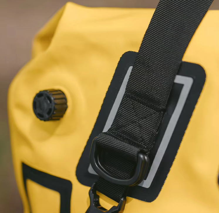 картинка Гермосумка Naturehike 60 л ПВХ (желтая)