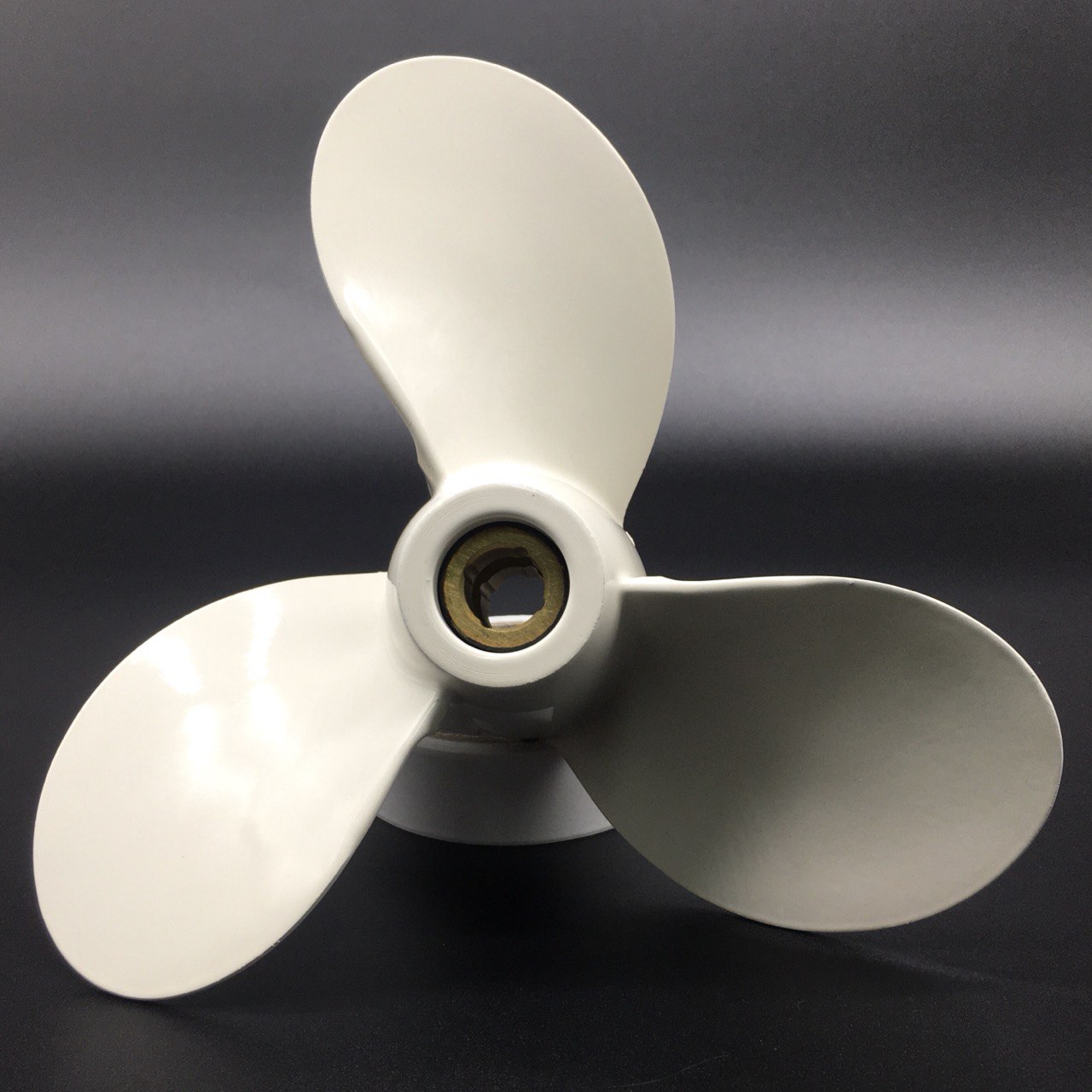 картинка Гребной винт Yamaha 12A-15A (3x9-1/4x10-3/4) (Шпоночный)