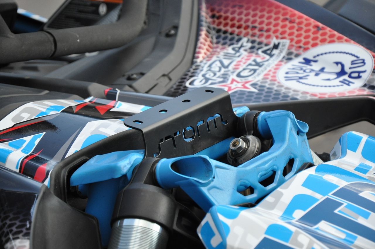 картинка Кронштейн фары на амортизаторы Can-Am (BRP) Maverick X3