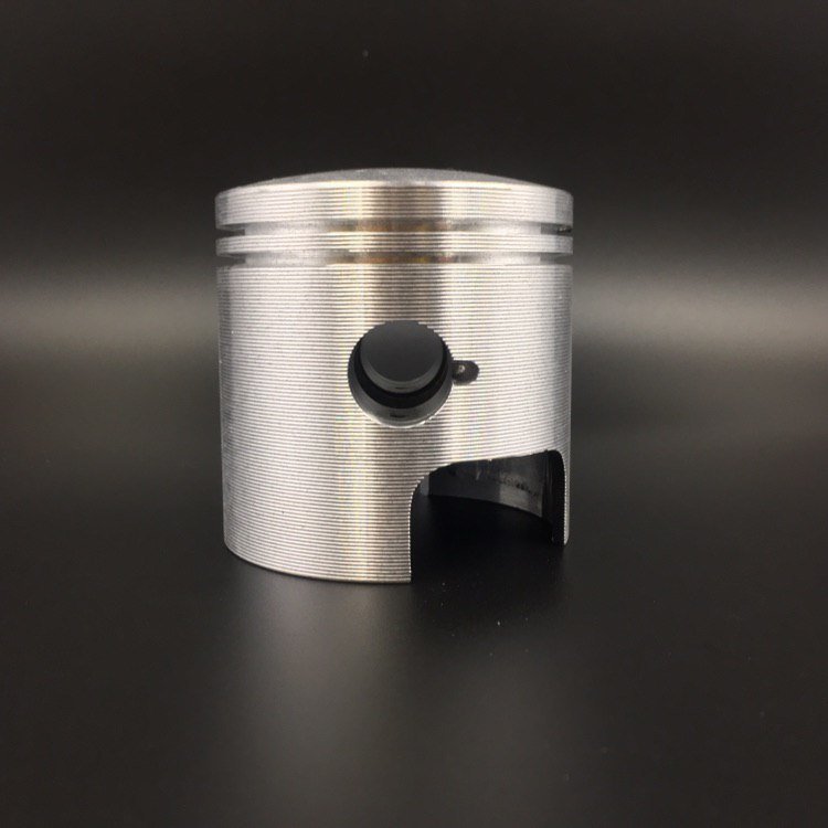 картинка Поршень Suzuki DT20-30 (STD) (12110-96300) (Omax)