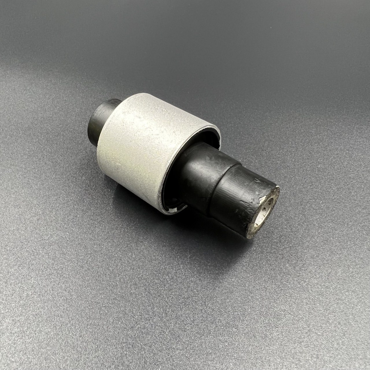 Демпфер опорный резиновый Yamaha 60-90 (Верхний) (Osaka)