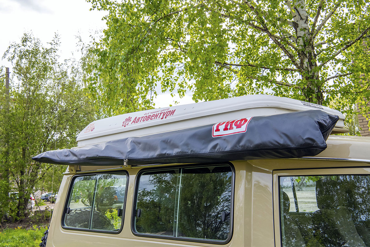 картинка Маркиза автомобильная РИФ веерная 2,5х2,5 м (правая)