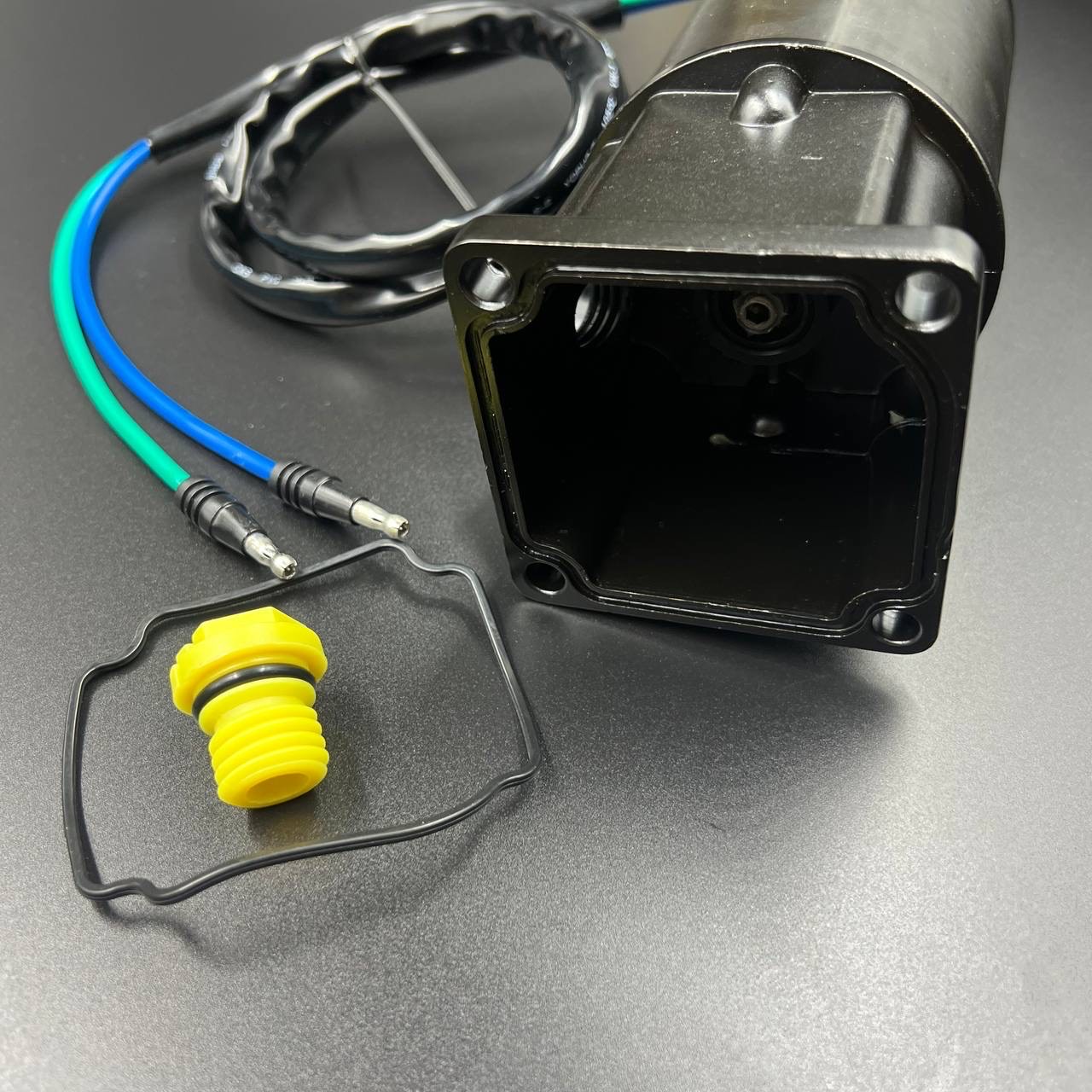 картинка Мотор гидроподъемника Mercury 30-125 (811699) (WUHU)