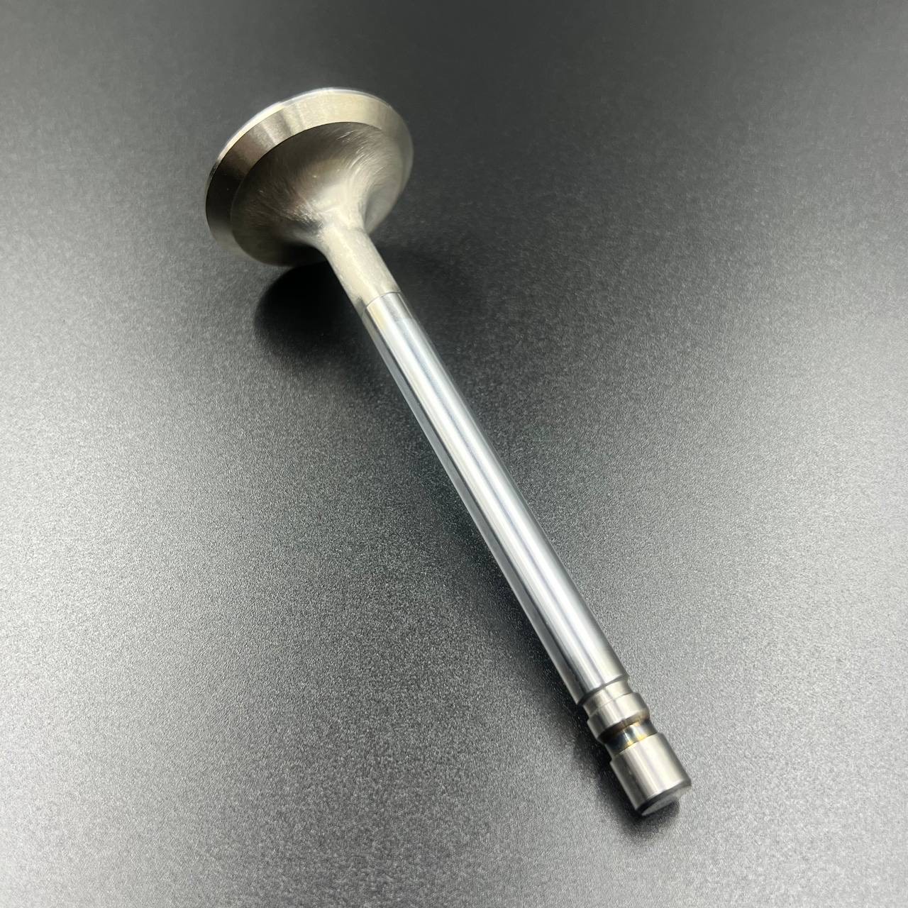 картинка Клапан выпускной VOLVO PENTA/MERCRUISER (Omax)  GM 3.0L