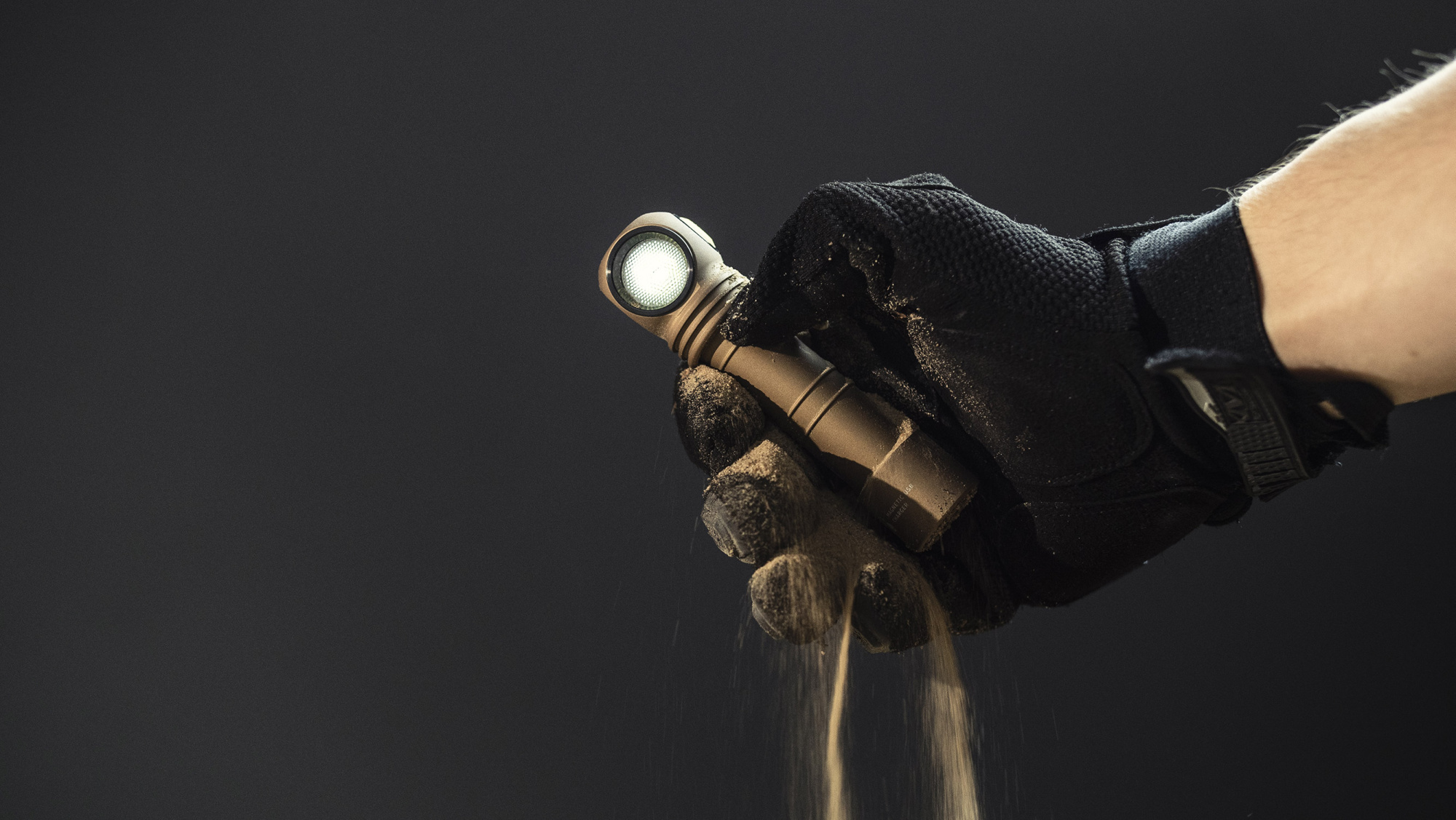картинка Фонарь налобный Armytek Wizard C2 Pro White (Sand)